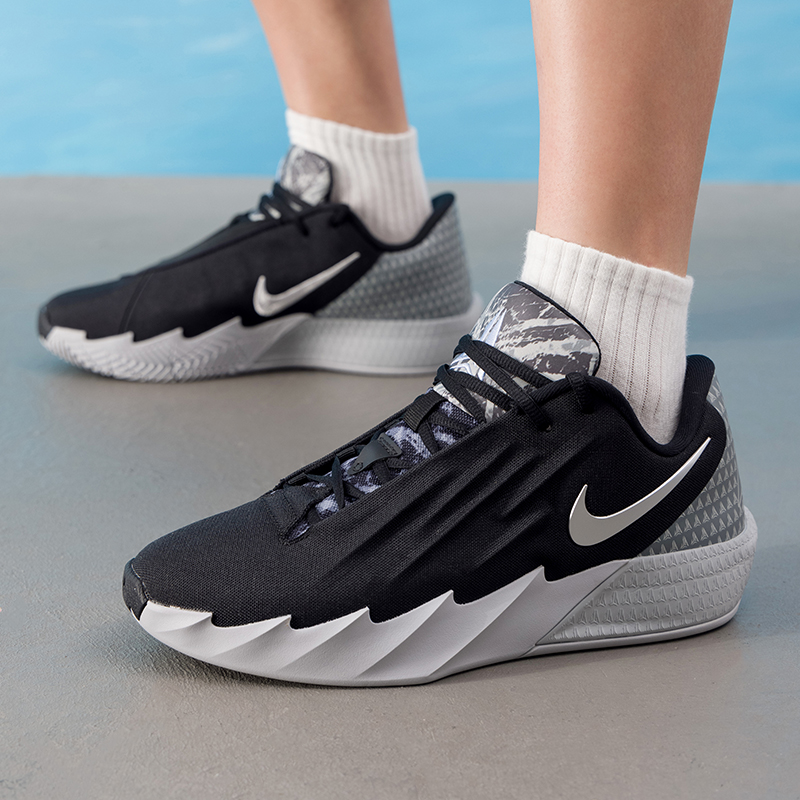 ナイキ メンズシューズ オリジナル 通気性抜群で実用的なトレ - Men Shoes Size Nike のレビューと価格