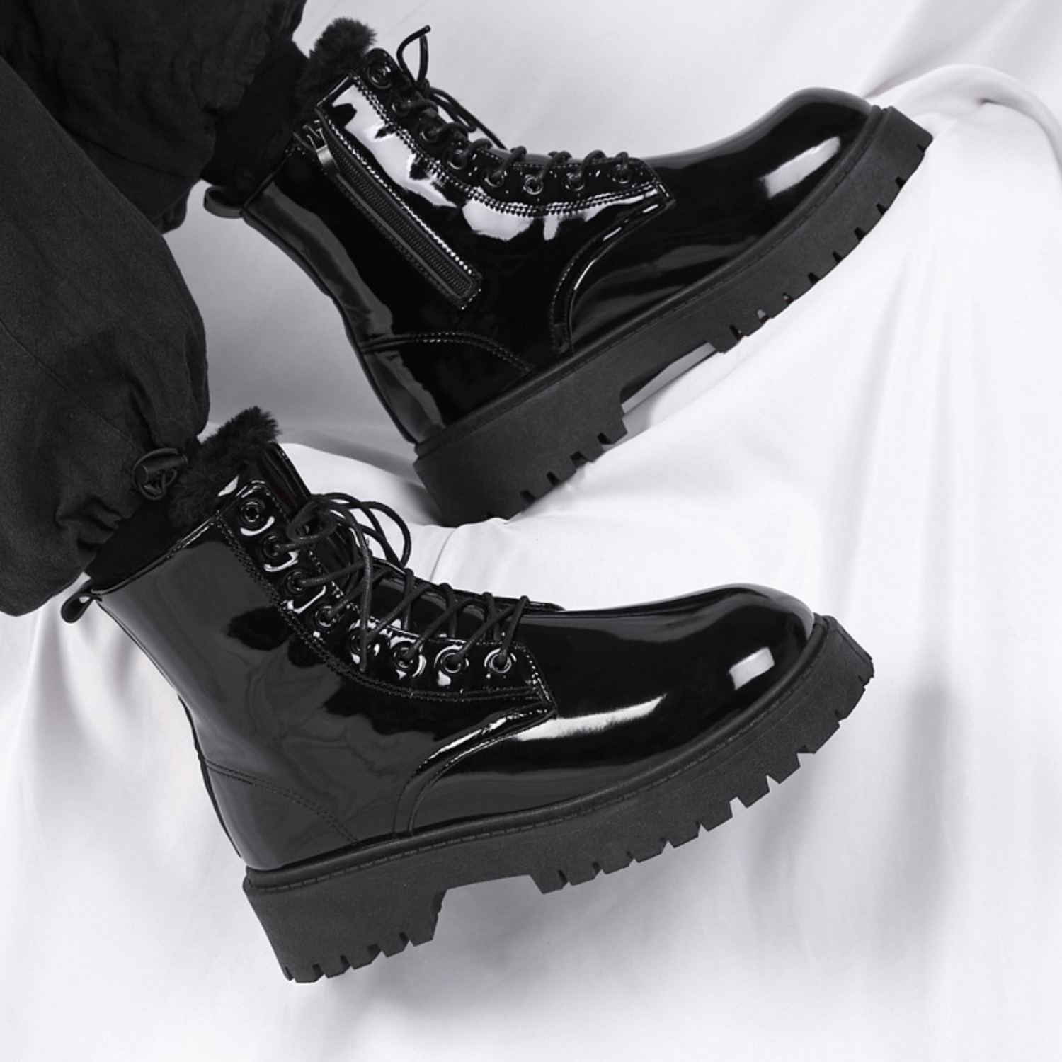 メンズ暖かいプラッシュハイカットブーツ、冬用ソフトソール滑り - Men Shoes Office のレビューと価格