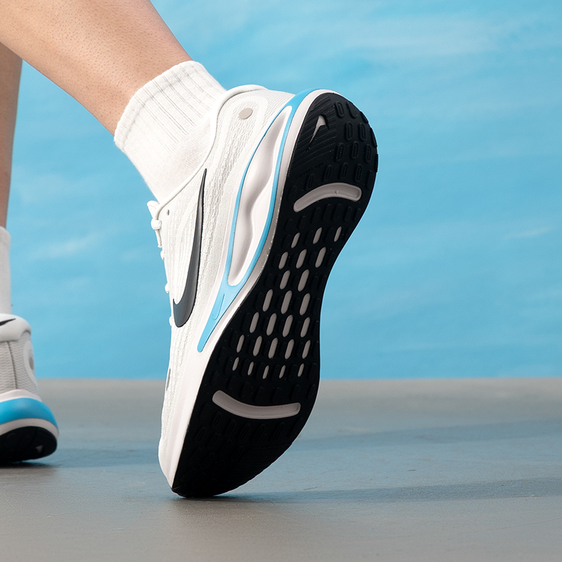 ナイキ メンズシューズ オリジナル 軽量 ロードランニングシ - Men Shoes Size Nike のレビューと価格