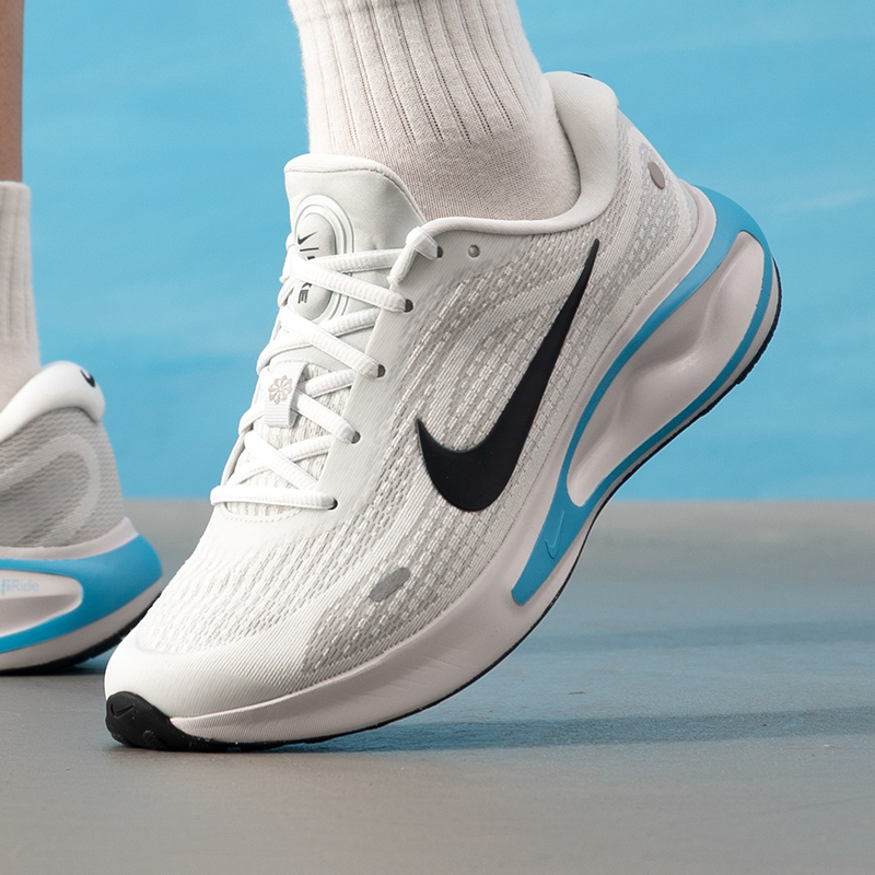 ナイキ メンズシューズ オリジナル 軽量 ロードランニングシ - Men Shoes Size Nike のレビューと価格