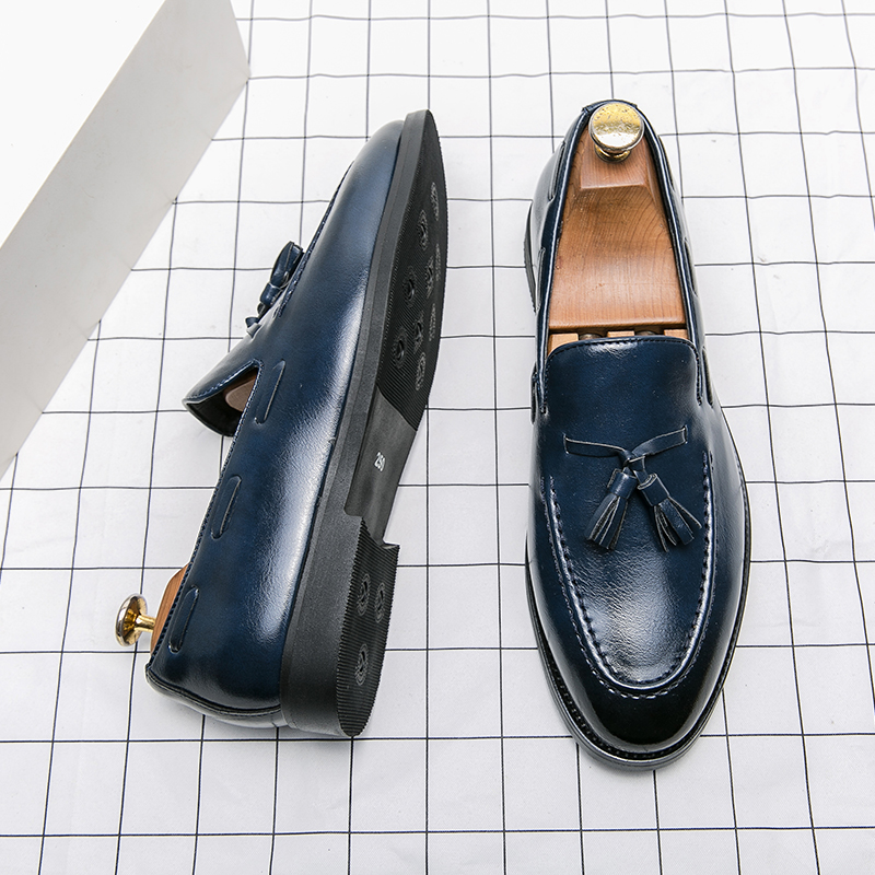 サイズ：38-46 アメリカンアカデミースタイル フリンジロ - Men Shoes Red Bottom のレビューと価格