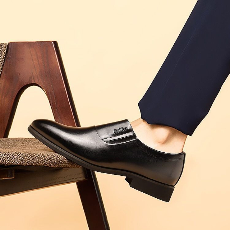 メンズスーツ用フォーマルシューズ 春秋 ソフト パーティー  - Men Shoes On Clearance のレビューと価格