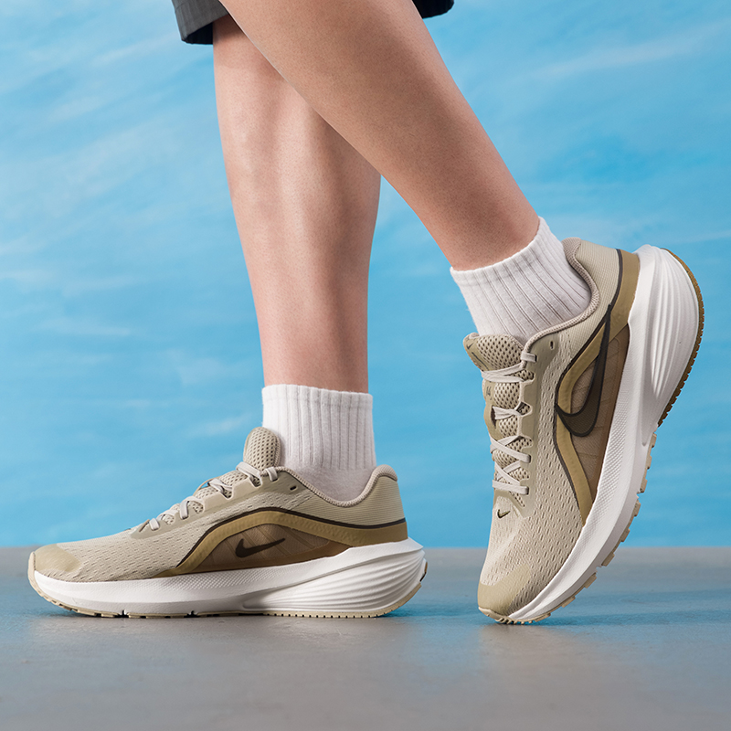 ナイキ メンズシューズ オリジナル 軽量 ロードランニングシ - Men Shoes Size Nike のレビューと価格