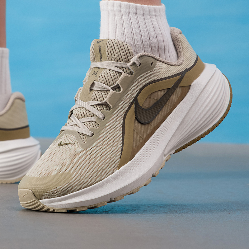 ナイキ メンズシューズ オリジナル 軽量 ロードランニングシ - Men Shoes Size Nike のレビューと価格