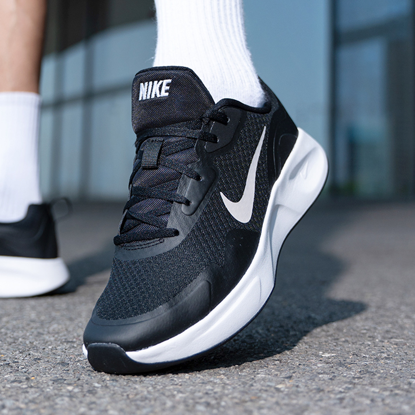 ナイキ メンズシューズ オリジナル 軽量 通気性 ファッショ - Men Shoes Size Nike のレビューと価格