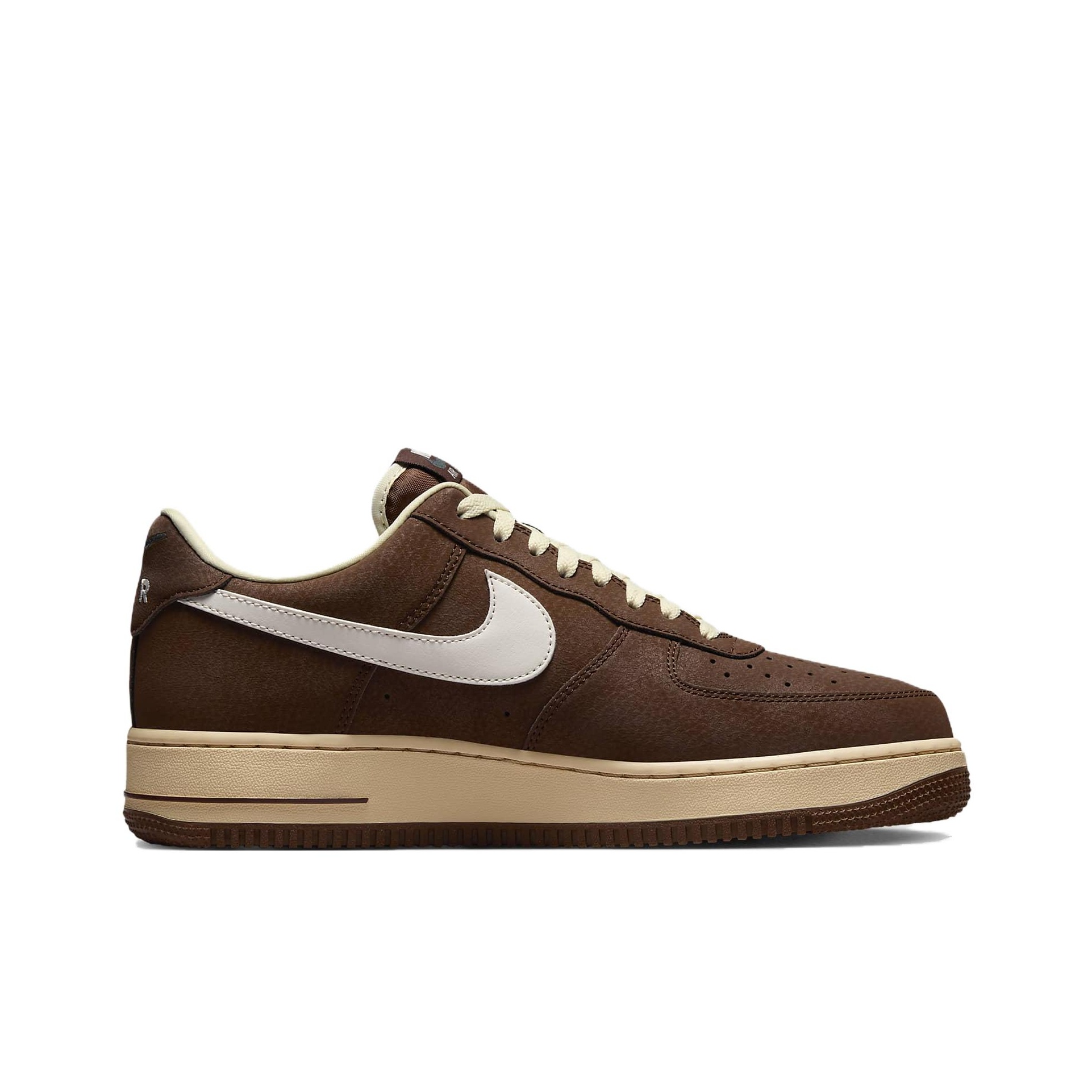 ナイキ エアフォース1 '07 ロートップ スケートボードシ - Men'S Shoes Nike Air Force のレビューと価格