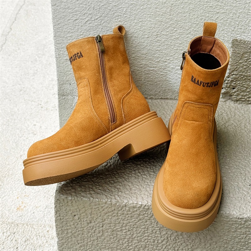 冬ヨーロッパアメリカレトロ厚底サイドジッパー身長アップハイエ - Men'S Shoes Zipper のレビューと価格